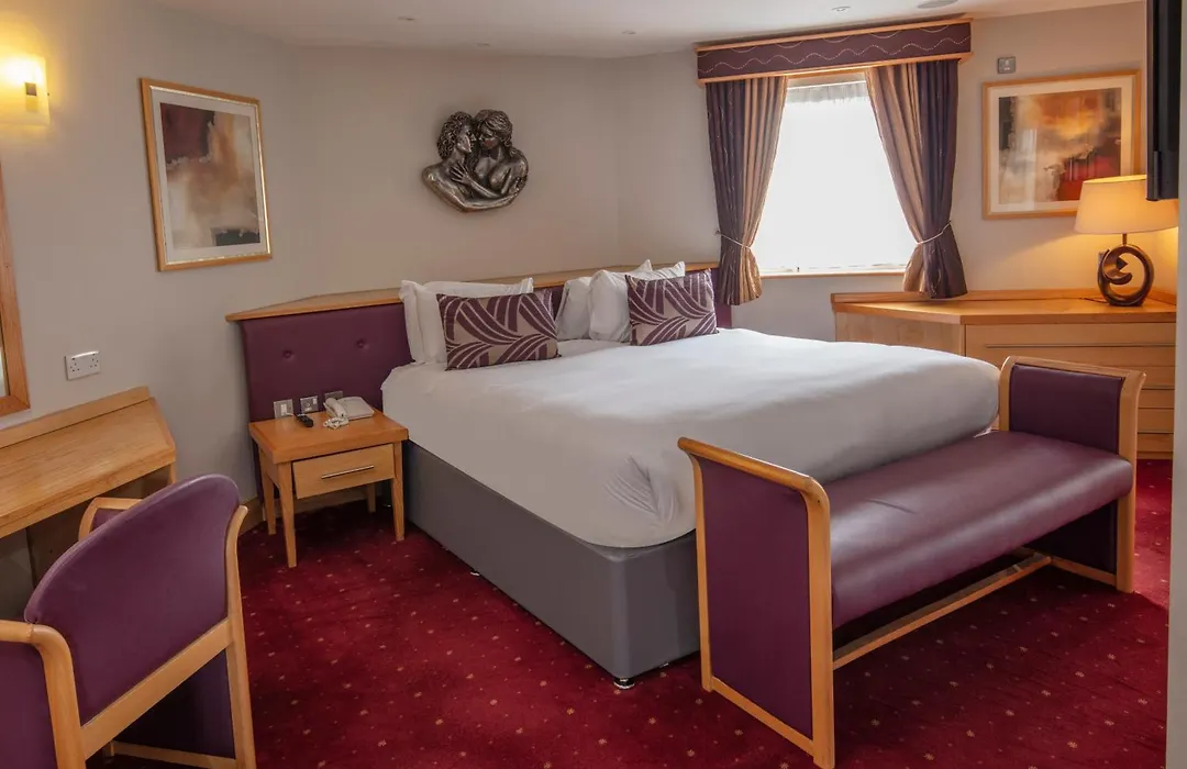 Best Western Premier Suites Hotel & Spa Liverpool-Knowsley-1